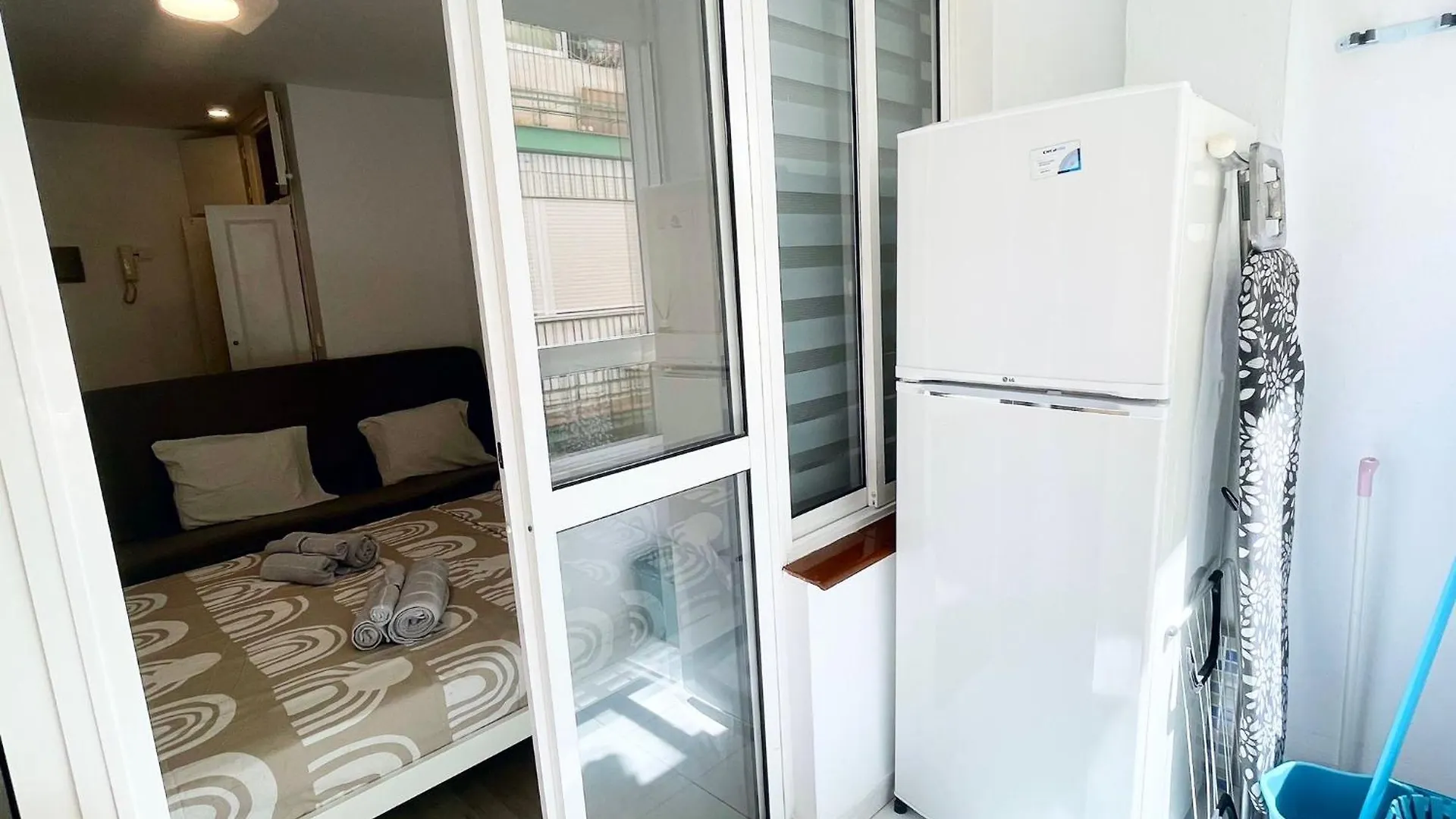 Estudio En El Centro De Torremolinos By Bebalmy Spain